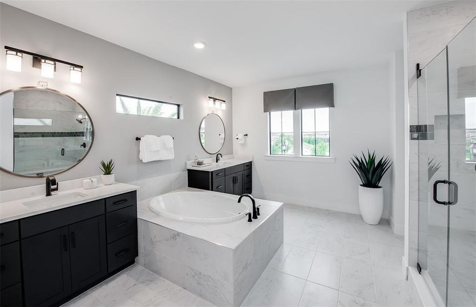 Furnished interior view inside a new home in , Bradenton (Image 19).