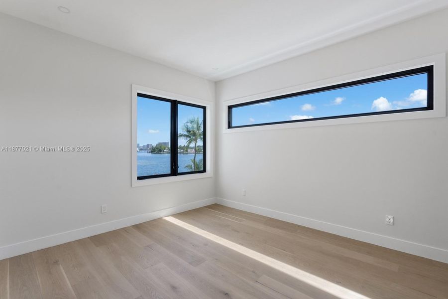 Spacious, unfurnished interior of a new home in , Miami Beach (Image 22). Spacious, unfurnished interior of a new home in , Miami Beach (Image 22).