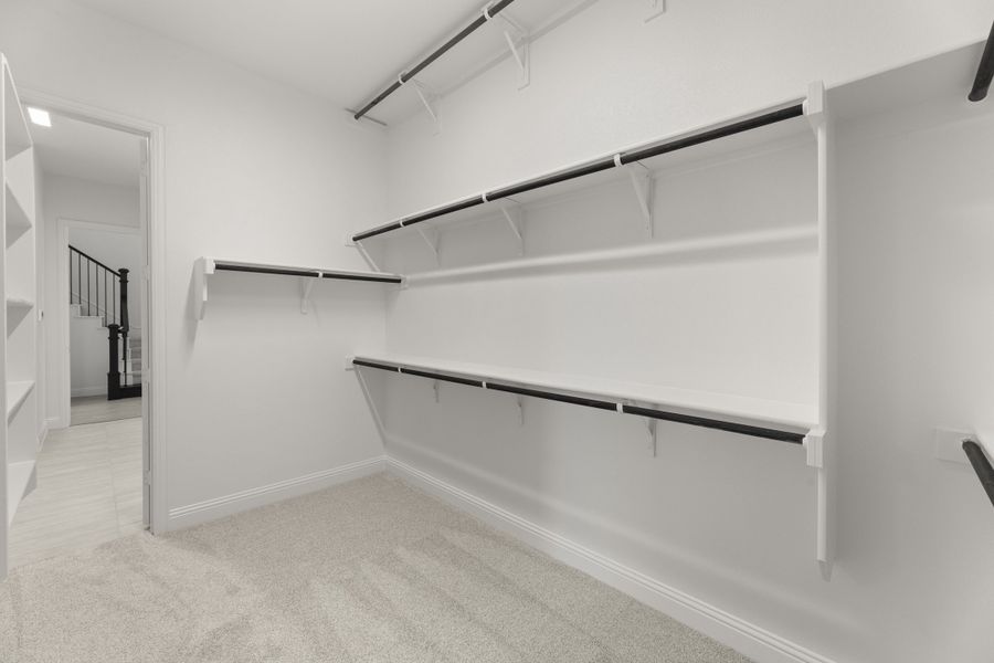 Representative unfurnished interior of a home built from the Sutton by Windsor Homes in Nelson Lake Estates, Rockwall (Image 26).