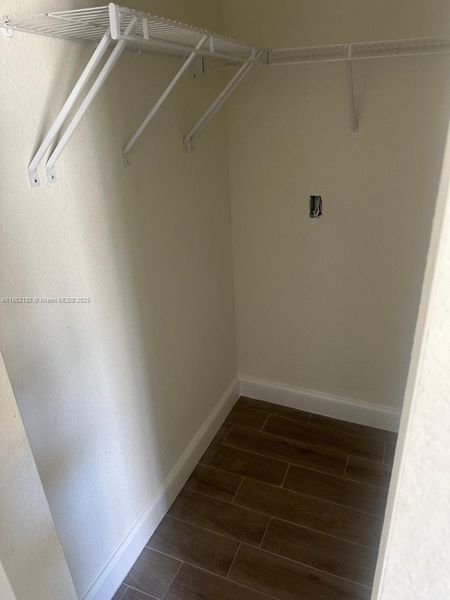 Spacious, unfurnished interior of a new home in , Boynton Beach (Image 10).