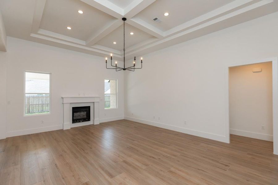Spacious, unfurnished interior of a new home in , Beaumont (Image 19).