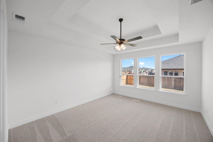 Spacious, unfurnished interior of a new home in Nolina, Georgetown (Image 22).