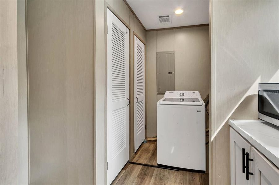 Furnished interior view inside a new home in , Homosassa Springs (Image 13).