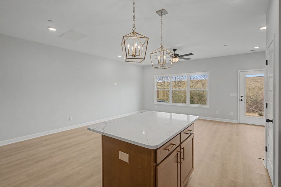 Furnished interior view inside a new home in Oxford Station, Gallatin (Image 32).