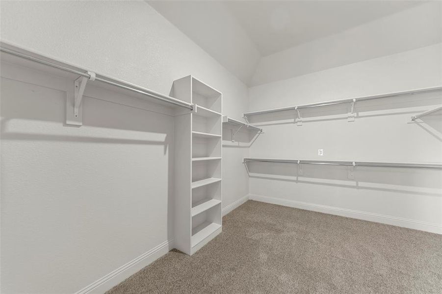 Spacious, unfurnished interior of a new home in , Josephine (Image 15).