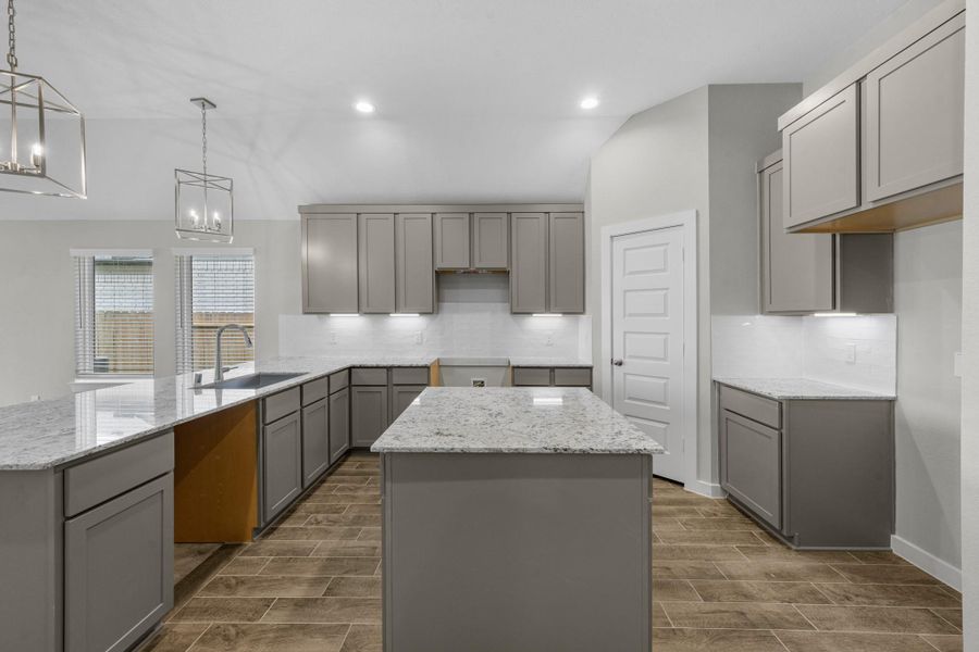 Furnished interior view inside a new home in Huntington Place, Rosharon (Image 6).