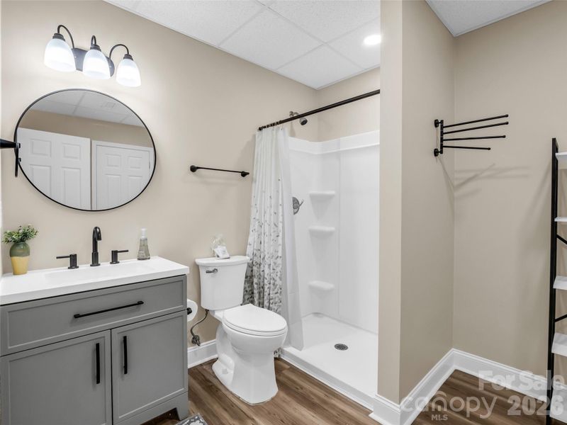 Furnished interior view inside a new home in , Lake Lure (Image 8).