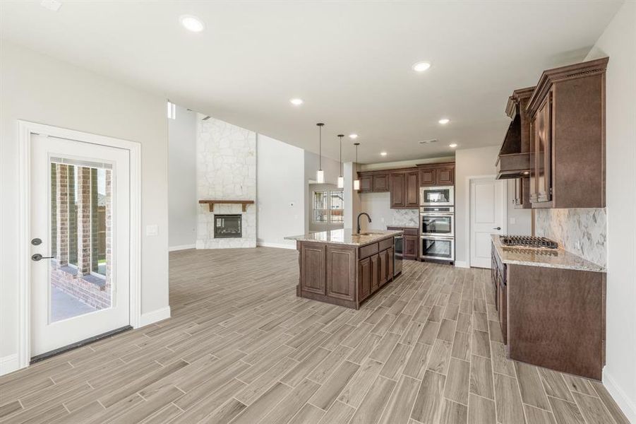 Furnished interior view inside a new home in The Oaks, Red Oak (Image 17). Furnished interior view inside a new home in The Oaks, Red Oak (Image 17).