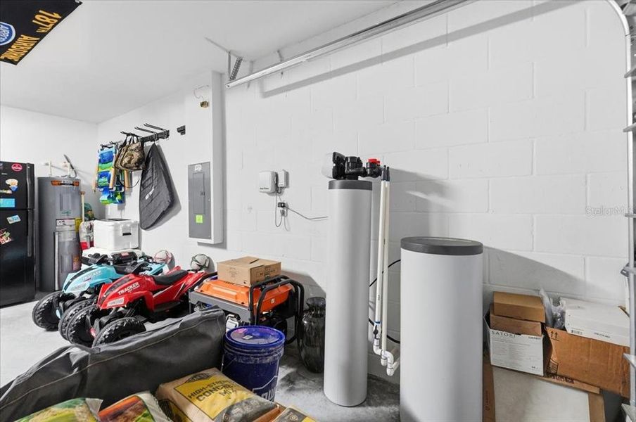 Furnished interior view inside a new home in , Lakeland (Image 39).