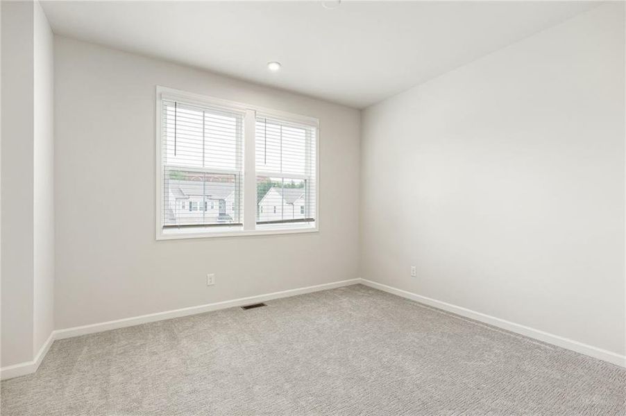 Spacious, unfurnished interior of a new home in Hillside Manor, Powder Springs (Image 53). Spacious, unfurnished interior of a new home in Hillside Manor, Powder Springs (Image 53).