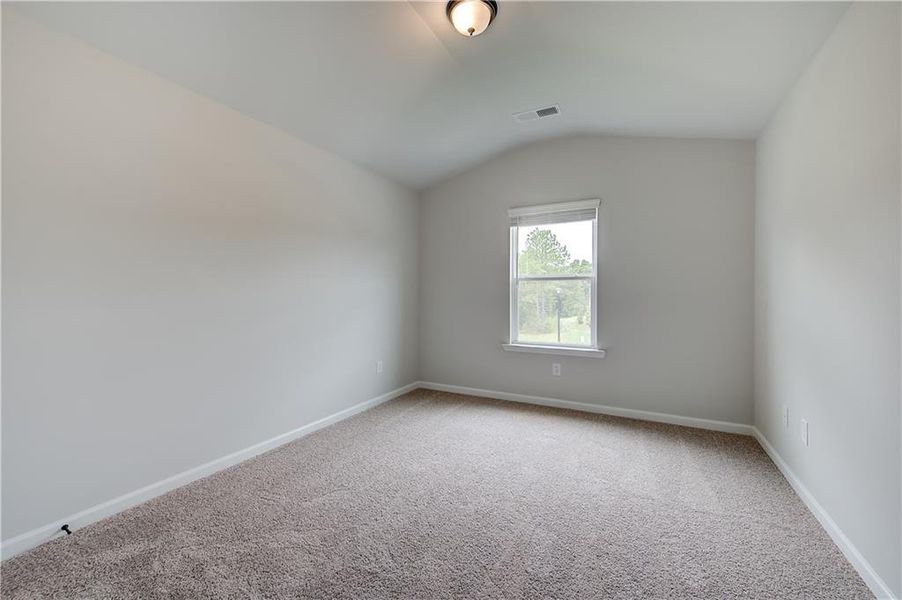 Spacious, unfurnished interior of a new home in Kingston, Locust Grove (Image 27).