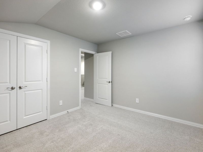 Spacious, unfurnished interior of a new home in Parks at Foster Crossing - Spring Series, Anna (Image 16). Spacious, unfurnished interior of a new home in Parks at Foster Crossing - Spring Series, Anna (Image 16).