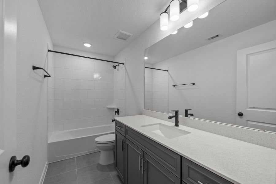 The Holly - Bath The Holly - Bath