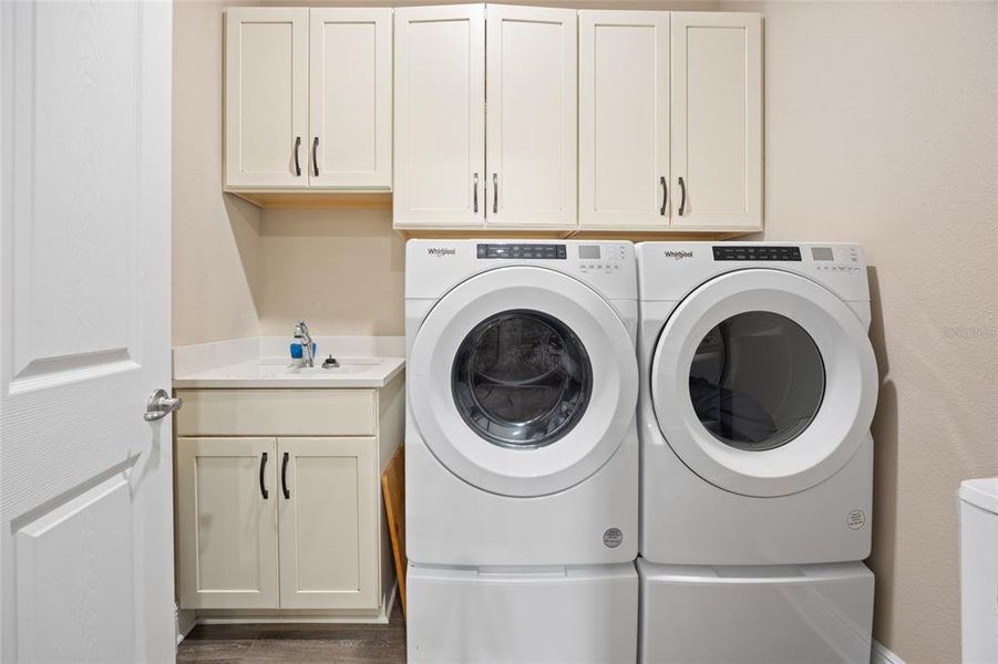 Close-up of interior finishes inside a home in , Ocala (Image 20).