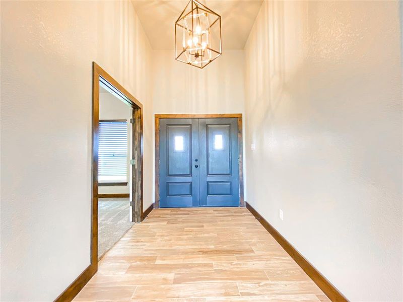 Spacious, unfurnished interior of a new home in , Tuscola (Image 14).