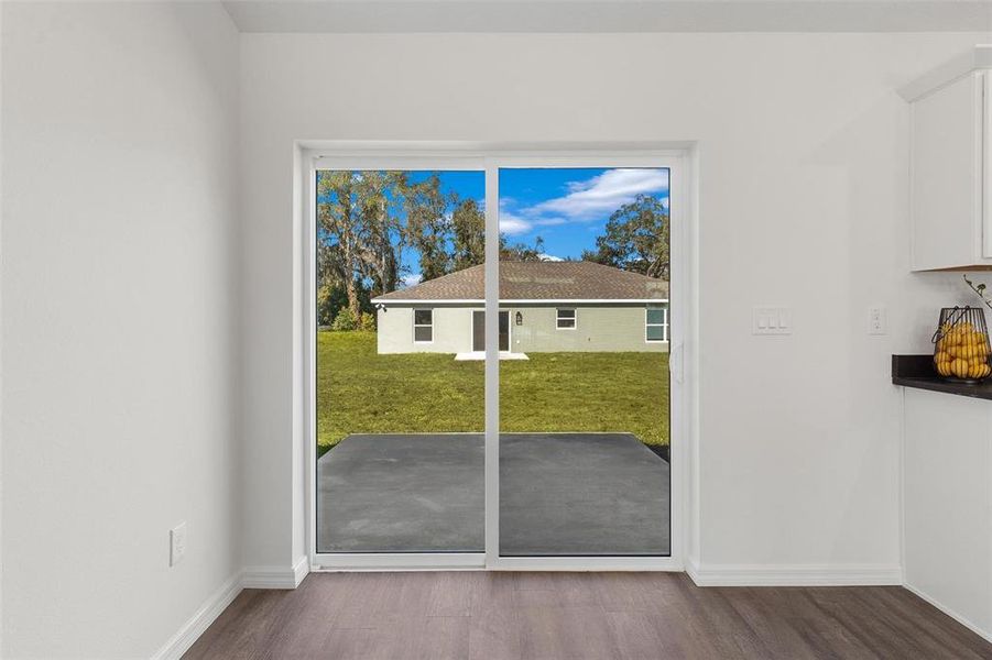 Spacious, unfurnished interior of a new home in , Leesburg (Image 28).