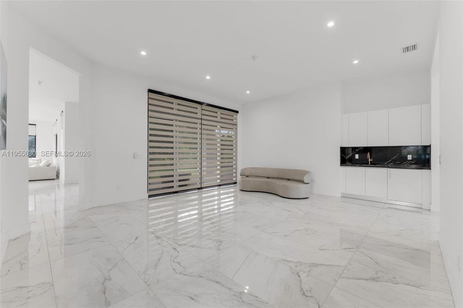 Spacious, unfurnished interior of a new home in , Southwest Ranches (Image 57).