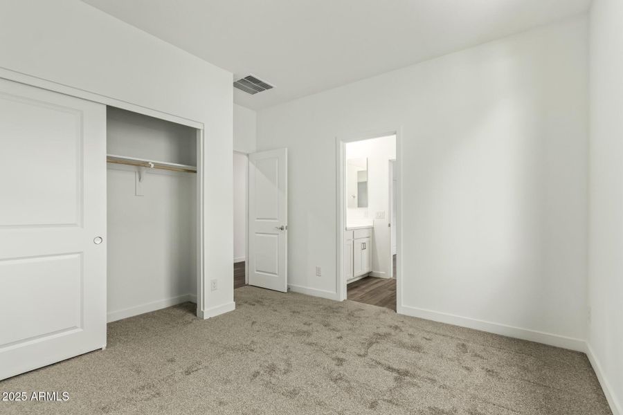 32 Monte Lindo 32 Monte Lindo