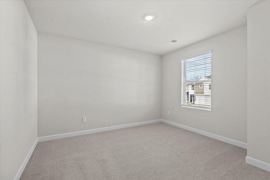 Spacious, unfurnished interior of a new home in Cedar Shoals – Heritage Collection, Piedmont (Image 16).