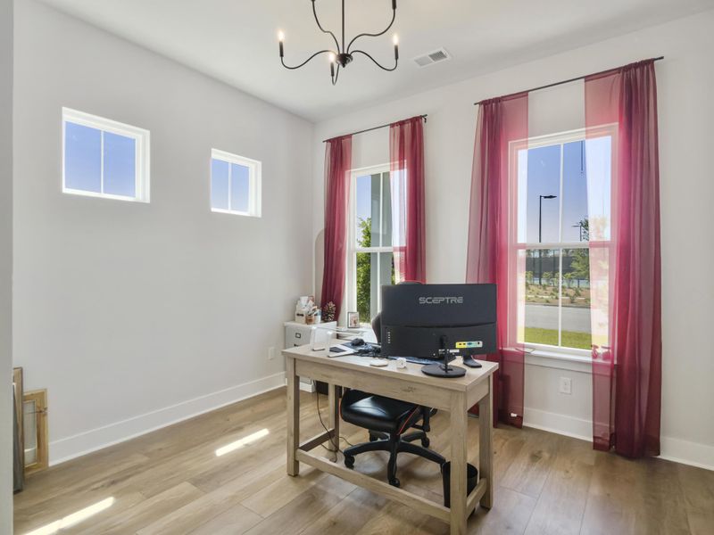 Furnished interior view inside a new home in Carnes Crossroads, Summerville (Image 48). Furnished interior view inside a new home in Carnes Crossroads, Summerville (Image 48).