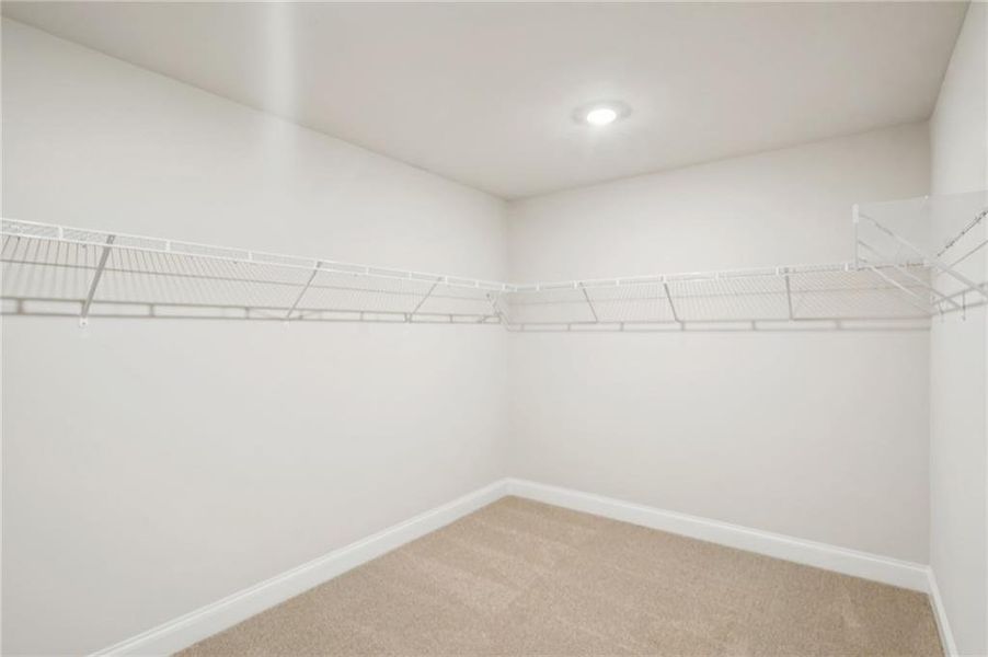 Spacious, unfurnished interior of a new home in River Pointe, Monroe (Image 32).