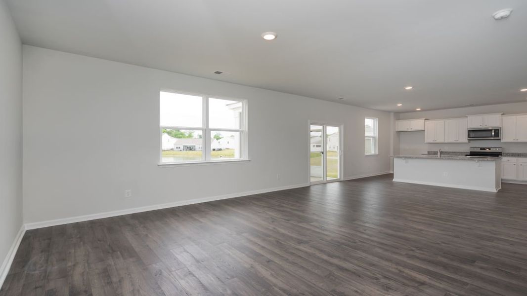 Representative unfurnished interior of a home built from the ARDEN by D.R. Horton in Island Green, Myrtle Beach (Image 14).