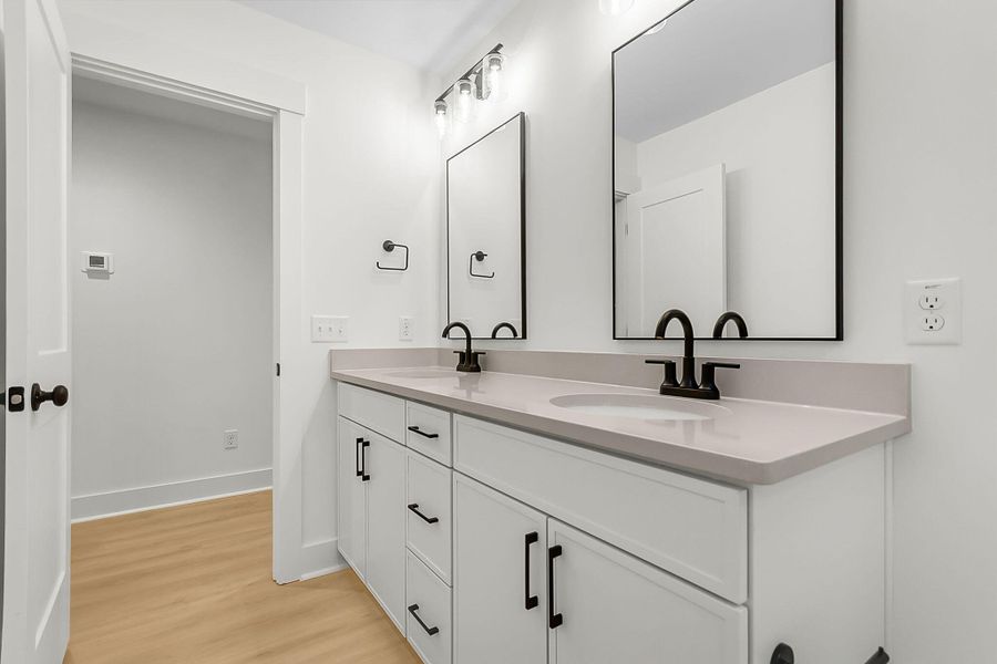 Furnished interior view inside a new home in , Charleston (Image 16).
