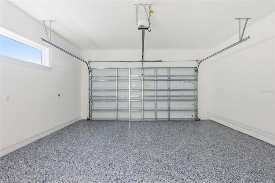 Spacious, unfurnished interior of a new home in , St. Petersburg (Image 49).