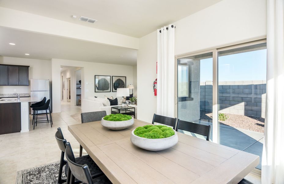 Representative furnished interior of a home built from the Lavender by Centex in Entrada La Coraza at Rancho Sahuarita, Sahuarita (Image 32).