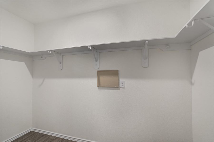 Spacious, unfurnished interior of a new home in Santa Fe, Cleveland (Image 16). Spacious, unfurnished interior of a new home in Santa Fe, Cleveland (Image 16).
