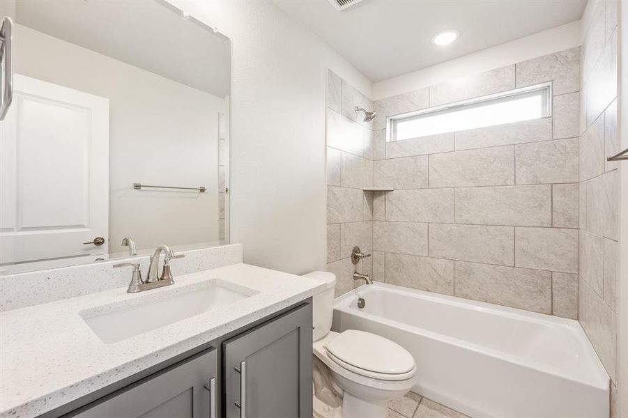 Furnished interior view inside a new home in Creekview Meadows, Pilot Point (Image 31).