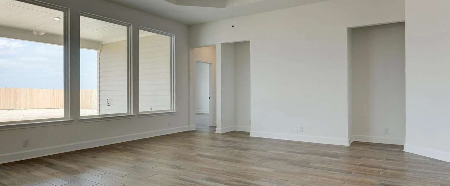 Representative unfurnished interior of a home built from the Ellington by Ashton Woods in Megan's Landing 70's, Castroville (Image 12).