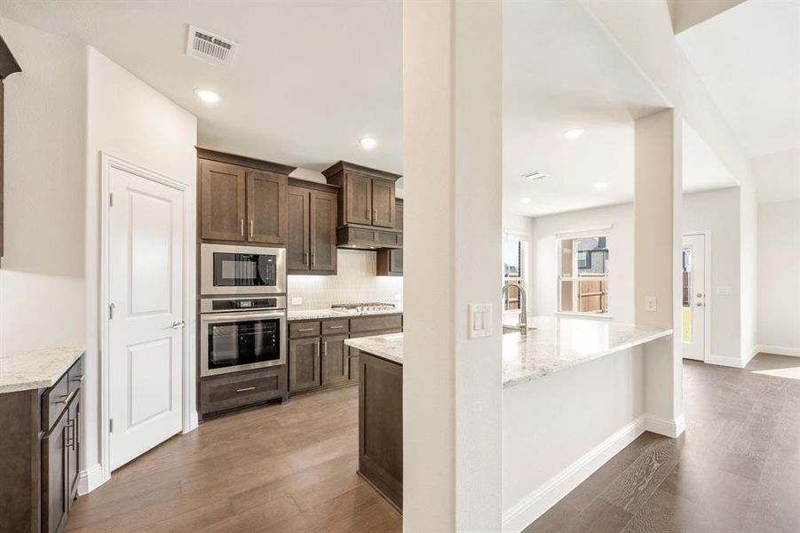 Furnished interior view inside a new home in Liberty, Melissa (Image 14).