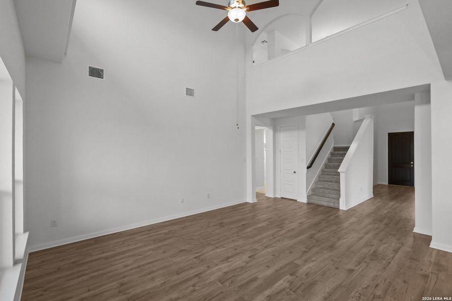 Spacious, unfurnished interior of a new home in Homestead, Schertz (Image 21).