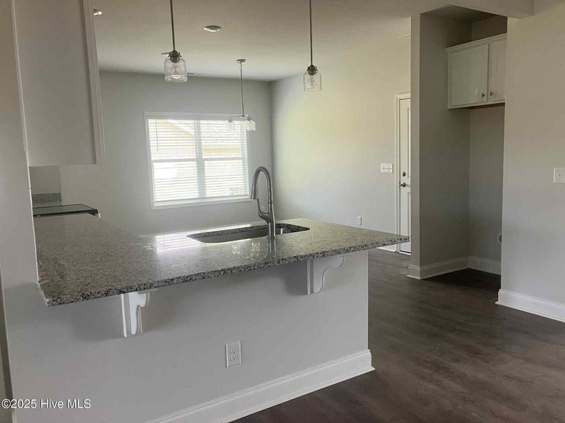 Furnished interior view inside a new home in Fairfield Harbour, New Bern (Image 6).