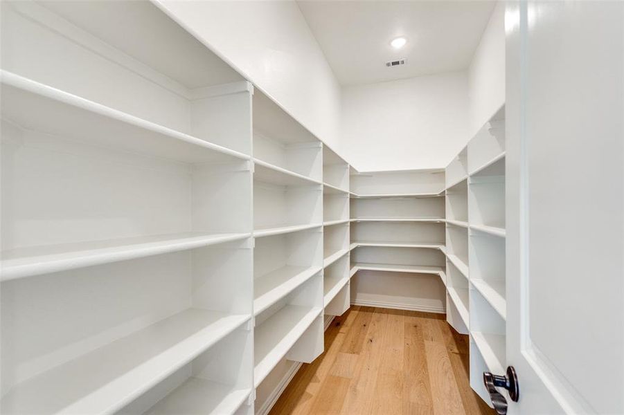 Image 26 of a home in Willow Wood Classic 60. Image 26 of a home in Willow Wood Classic 60.