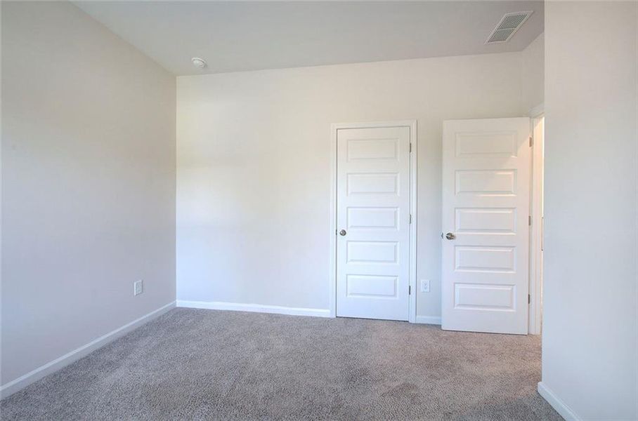 Spacious, unfurnished interior of a new home in , Cartersville (Image 30).