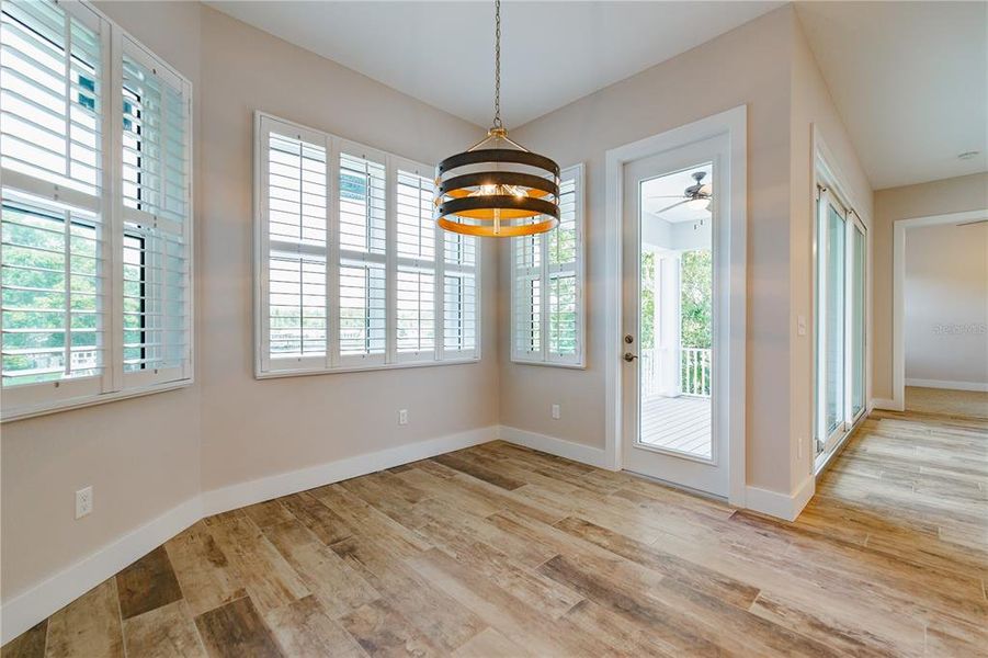 Spacious, unfurnished interior of a new home in , Crystal Beach (Image 38).