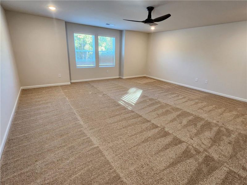 Spacious, unfurnished interior of a new home in The Woodlands Preserve, Jackson (Image 37).