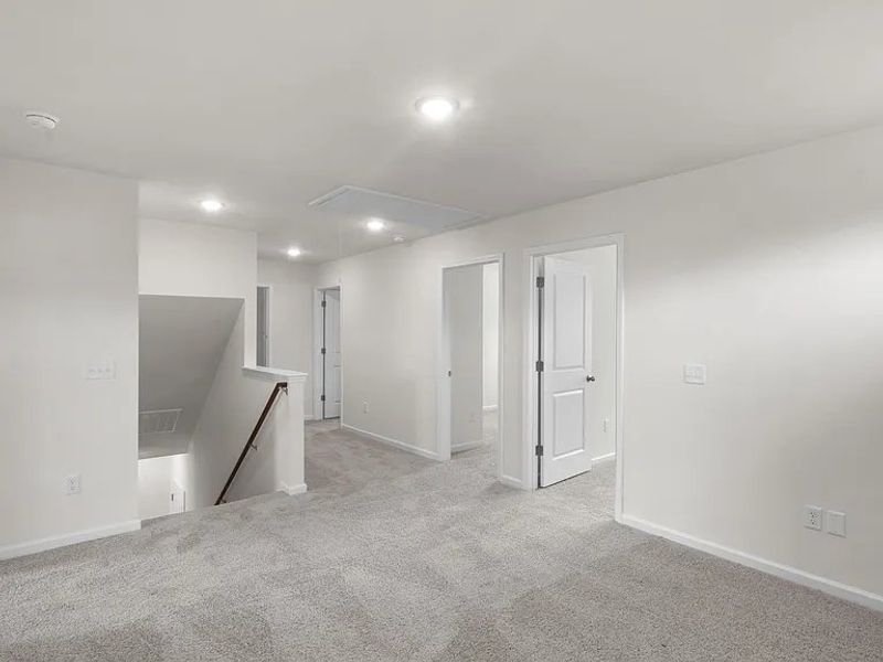 Spacious, unfurnished interior of a new home in Providence Station at Trolley Run, Aiken (Image 13).