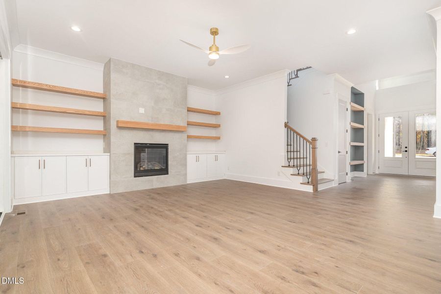 005_wag01882-edit_752