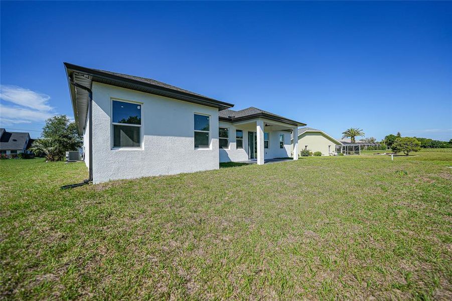 Exterior details and patio area of a home in , Punta Gorda (Image 3).