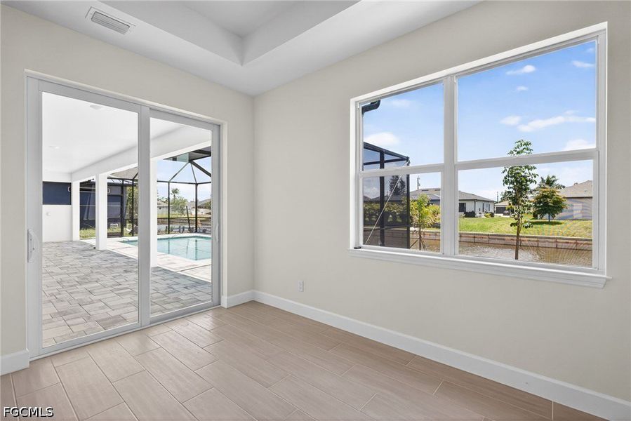 Spacious, unfurnished interior of a new home in Cape Coral, Cape Coral (Image 26).