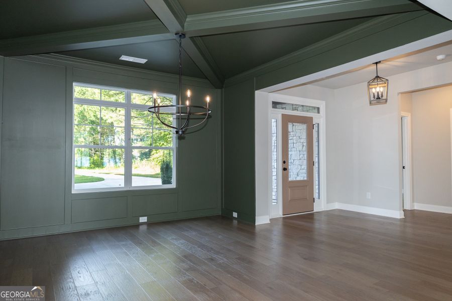 Spacious, unfurnished interior of a new home in Leverett Park, Newnan (Image 22).