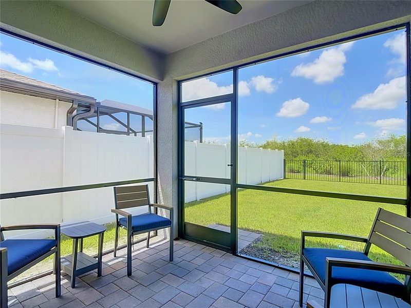 Exterior details and patio area of a home in Caloosa Cove, Labelle (Image 31).