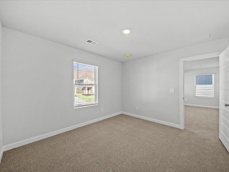 Spacious, unfurnished interior of a new home in Cedar Shoals – Heritage Collection, Piedmont (Image 17).