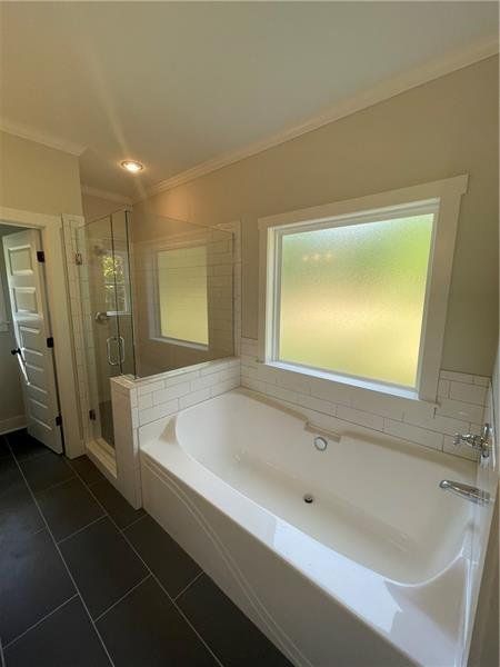 Furnished interior view inside a new home in , Dallas (Image 6).