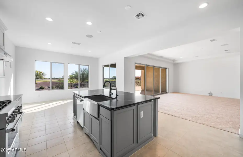 Kitchen/Cafe/Gathering Room