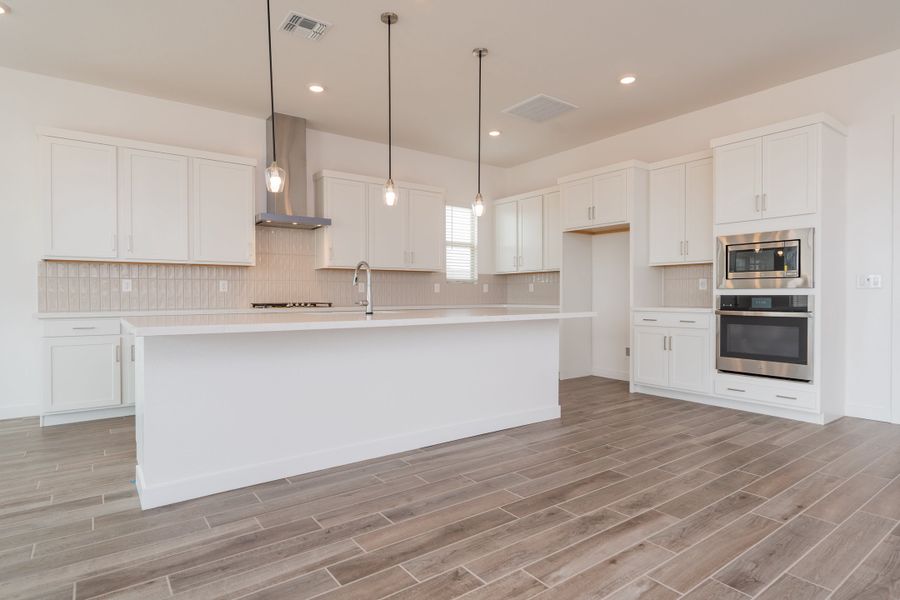 Furnished interior view inside a new home in Abel Ranch, Goodyear (Image 5).