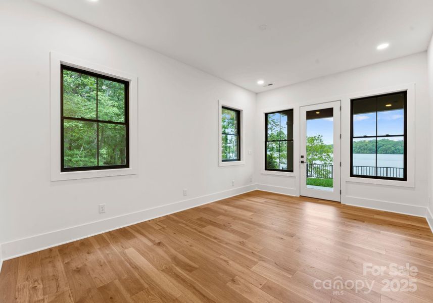 Spacious, unfurnished interior of a new home in , Norwood (Image 21).